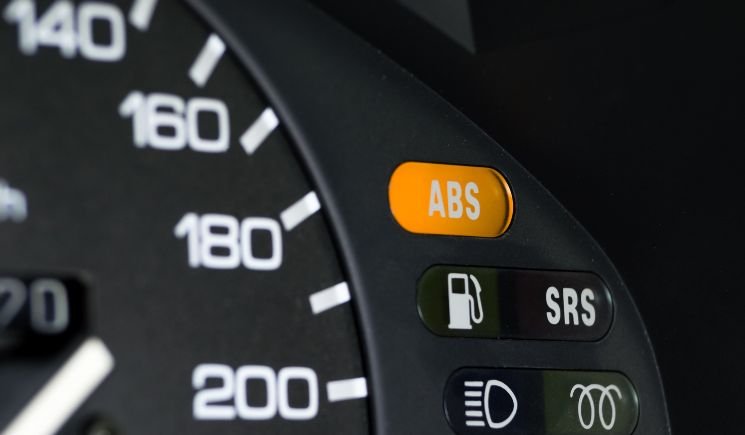 ABS VDC And Slip Light Is On Pathfinder: How to Diagnose and Fix It