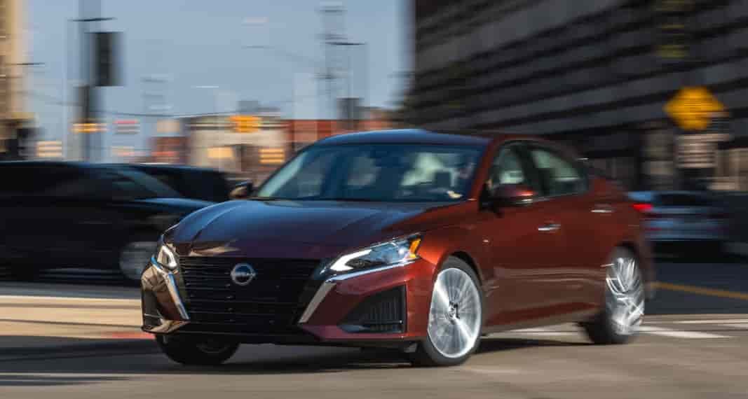 master warning light nissan altima