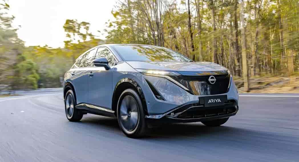 what does sr stand for nissan