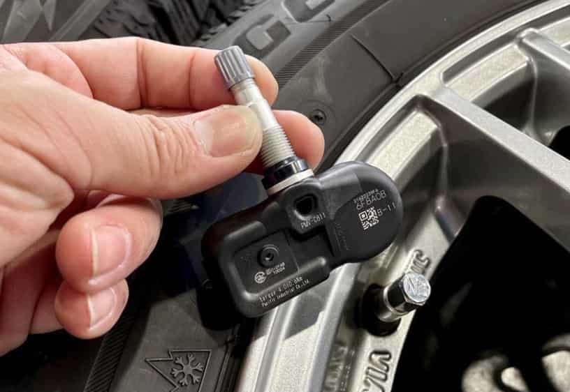 Does Nissan Recommend Tpms Maintenance Kit for Tire Change