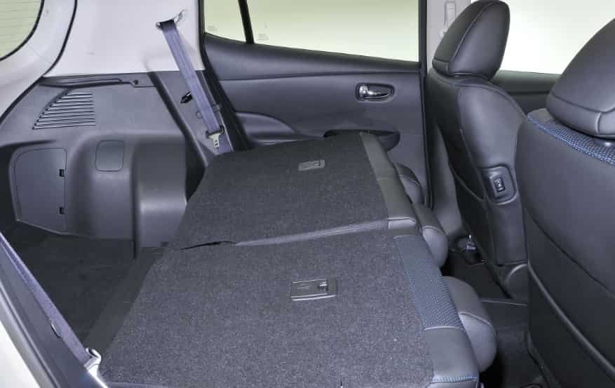 Do Nissan Leaf Back Seats Fold Down