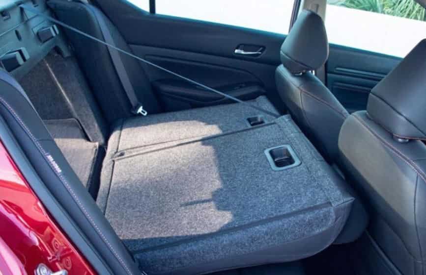 Do Nissan Maxima Rear Seats Fold Down