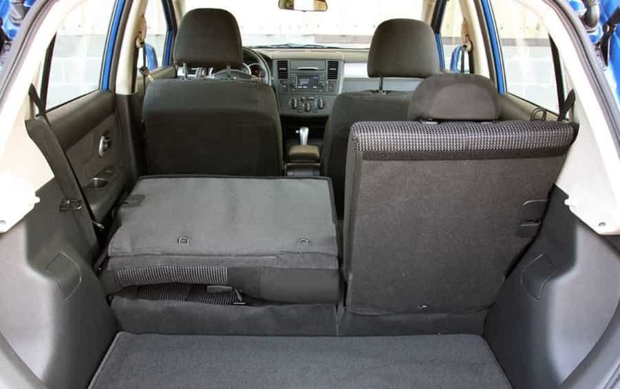 Do Nissan Versa Seats Fold Down