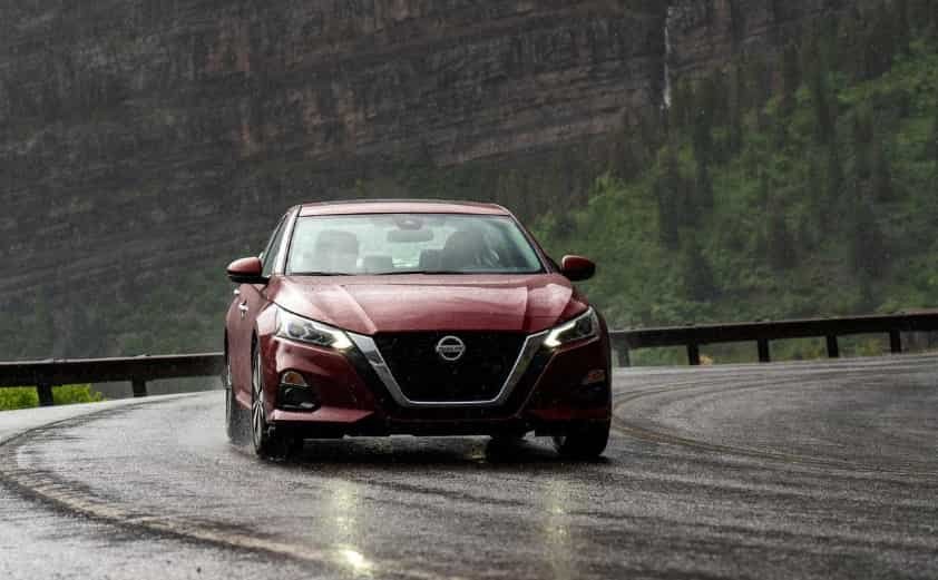 Is Nissan Altima a Sports Car