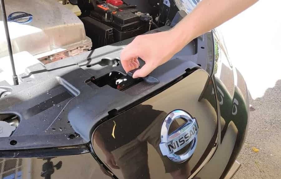 Nissan Altima Hood Latch Not Working