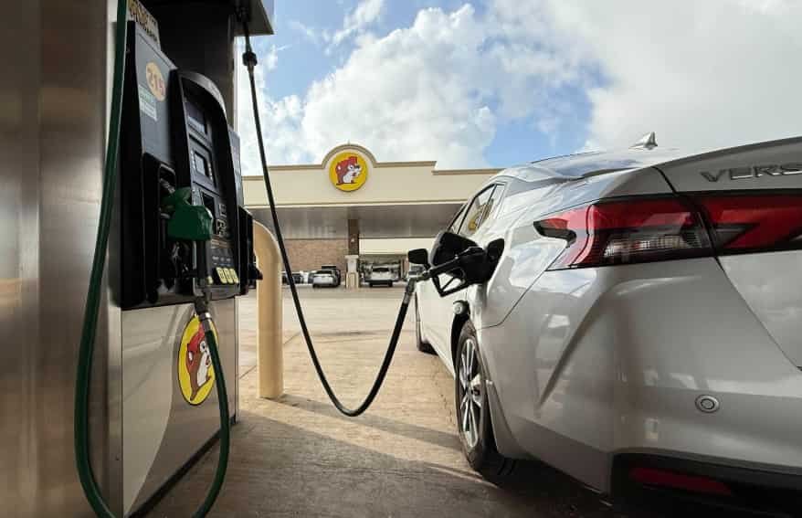 What Gas Does Nissan Versa Take